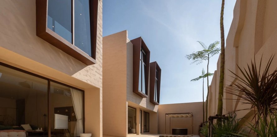 Villa in Pattaya, Thailand 5 bedrooms № 161715