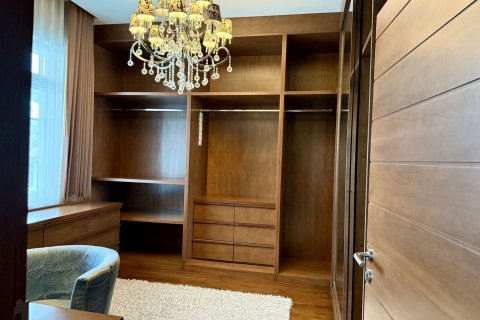 Maison à Pak Kret, Thaïlande 4 chambres № 161714 - photo 16