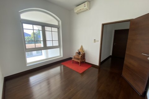 Maison à Pak Kret, Thaïlande 4 chambres № 161714 - photo 24