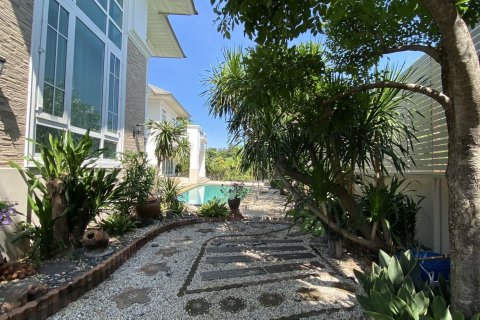 Maison à Pak Kret, Thaïlande 4 chambres № 161714 - photo 29