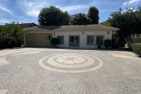 Maison à Pak Kret, Thaïlande 4 chambres № 161714 - photo 27