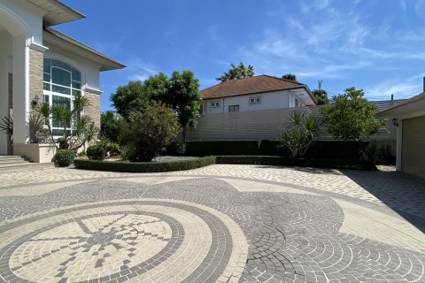 Maison à Pak Kret, Thaïlande 4 chambres № 161714 - photo 28