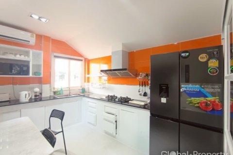 House in Pattaya, Thailand 2 bedrooms № 233482 - photo 16