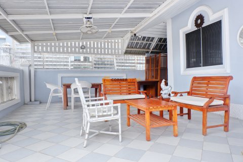 Estudio en Pattaya, Tailandia № 233479 - foto 3