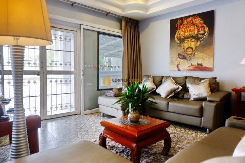 Estudio en Pattaya, Tailandia № 233479 - foto 6