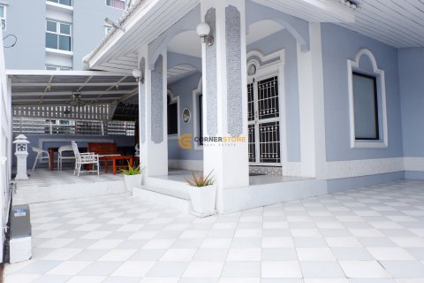 Estudio en Pattaya, Tailandia № 233479 - foto 8