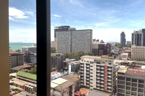 Студия в кондо в Паттайе, Таиланд № 139806 - фото 2