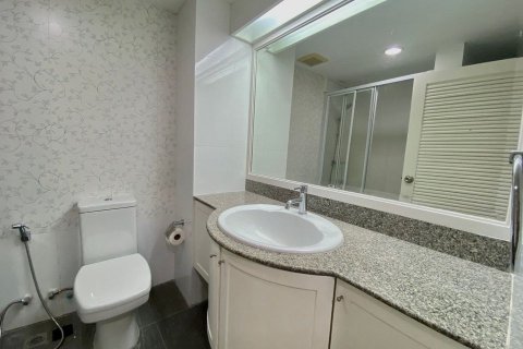 Кондоминиум с 3 спальнями в Бангкоке, Таиланд № 143529 - фото 11