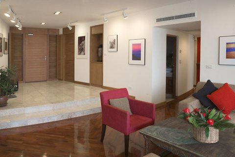 Кондоминиум с 2 спальнями в Сатхоне, Бангкок, Таиланд № 144153 - фото 1