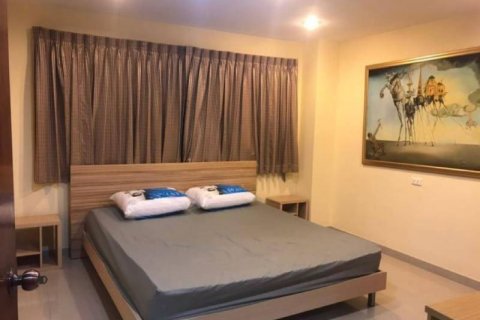 Condo à Bangkok, Thaïlande, 2 chambres  № 143530 - photo 11