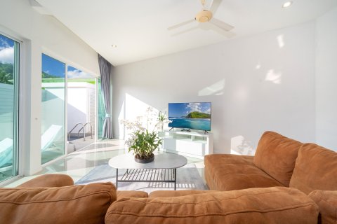 Villa in Phuket, Thailand 3 bedrooms № 161805 - photo 3