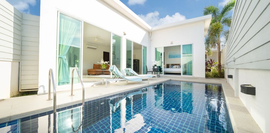 Villa in Phuket, Thailand 3 bedrooms № 161805