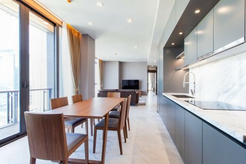 Кондоминиум с 2 спальнями в Ваттхане, Бангкок, Таиланд № 161803 - фото 7