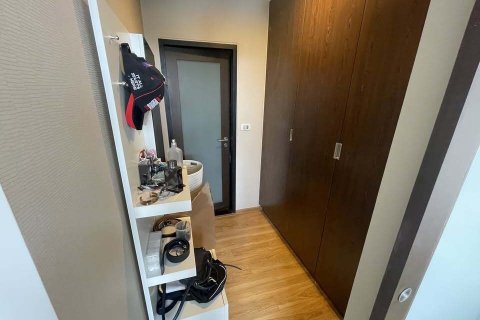 Studio in the Condo in Phaya Thai, Bangkok, Thailand  № 167409 - photo 6