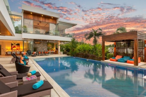 Villa à Phang Nga, Thaïlande 5 chambres № 171651 - photo 1