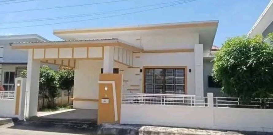 House in Hang Dong, Thailand 3 bedrooms № 171650
