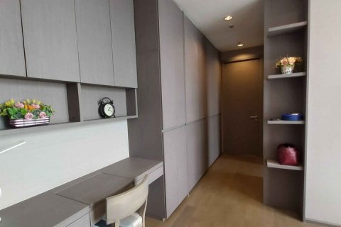 Condo à Sathon, Bangkok, Thaïlande, 1 chambre  № 143458 - photo 3