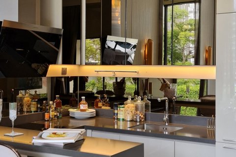 Condo in Bangkok, Thailand, 2 bedrooms  № 143457 - photo 8