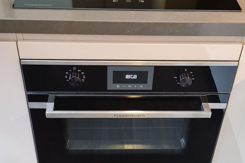 Condo in Bangkok, Thailand, 2 bedrooms  № 143457 - photo 9