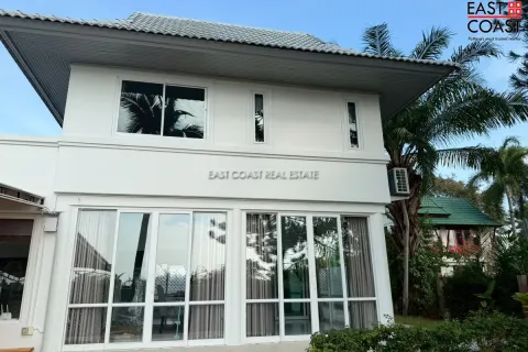Casa de 5 dormitorios en Pattaya, Tailandia № 212974 - foto 12