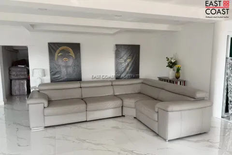 Casa de 5 dormitorios en Pattaya, Tailandia № 212974 - foto 14