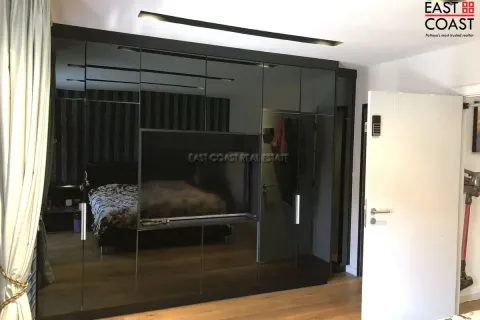 Casa de 4 dormitorios en Pattaya, Tailandia № 212971 - foto 10