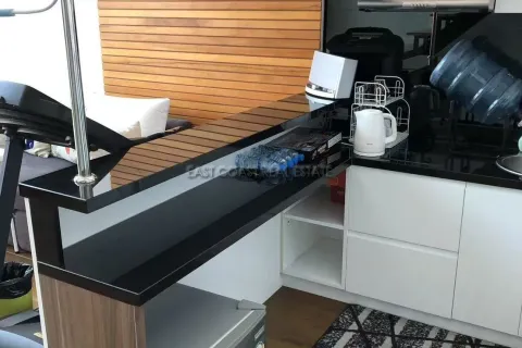 Casa de 4 dormitorios en Pattaya, Tailandia № 212971 - foto 4