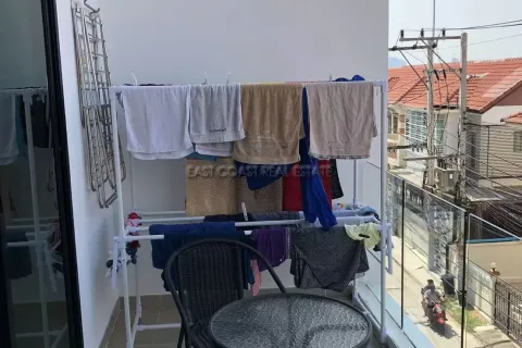 Casa de 4 dormitorios en Pattaya, Tailandia № 212971 - foto 7