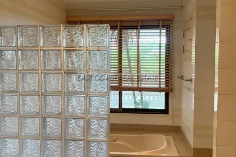 Condominio de 2 dormitorios en Pattaya, Tailandia № 212969 - foto 8