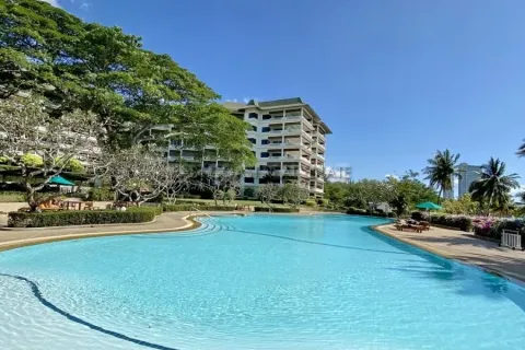 Condominio de 2 dormitorios en Pattaya, Tailandia № 212969 - foto 12
