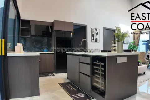 Casa de 3 dormitorios en Pattaya, Tailandia № 212814 - foto 5