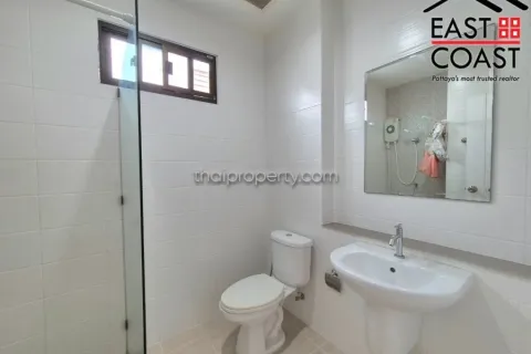Casa de 3 dormitorios en Pattaya, Tailandia № 212813 - foto 10
