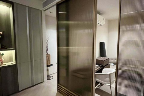 Кондоминиум с 2 спальнями в Сатхоне, Бангкок, Таиланд № 158978 - фото 9