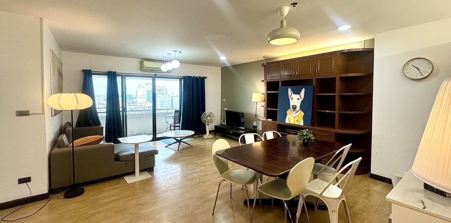 Condo in Bang Na, Bangkok, Thailand, 2 bedrooms  № 161333