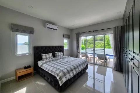 House in Hua Hin, Thailand 3 bedrooms № 161330 - photo 12