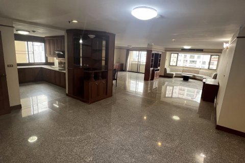 Condo à Watthana, Bangkok, Thaïlande, 4 chambres  № 161335