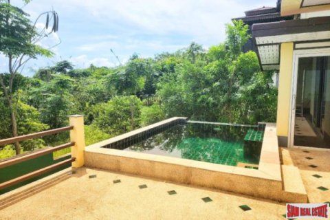 Apartment in Ko Lanta Yai, Thailand 2 bedrooms № 194497 - photo 1