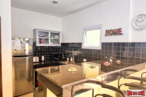 Apartment in Ko Lanta Yai, Thailand 2 bedrooms № 194497 - photo 2