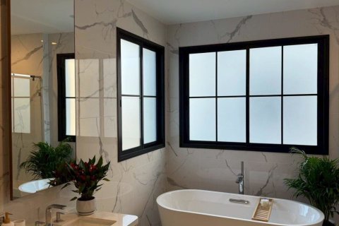 Maison à Bang Khen, Bangkok, Thaïlande 4 chambres № 156895 - photo 20