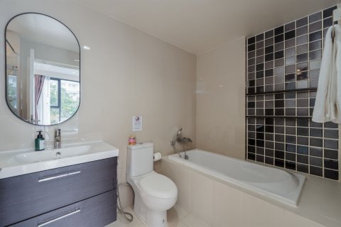 Condo in Kathu, Thailand, 2 bedrooms  № 156901 - photo 17