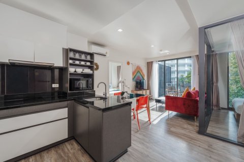 Condo in Kathu, Thailand, 2 bedrooms  № 156901 - photo 12