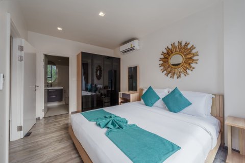 Condo in Kathu, Thailand, 2 bedrooms  № 156901 - photo 16