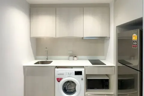 Studio in the Condo in Khlong Toei, Bangkok, Thailand  № 156897 - photo 3