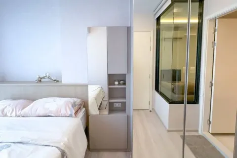 Studio in the Condo in Khlong Toei, Bangkok, Thailand  № 156897 - photo 11