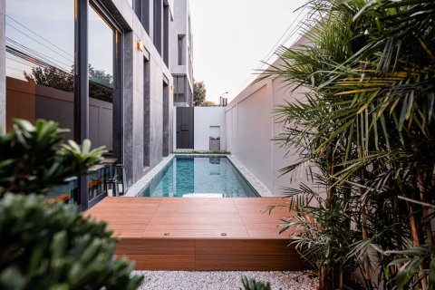 Villa in Prawet, Bangkok, Thailand 5 bedrooms № 156899