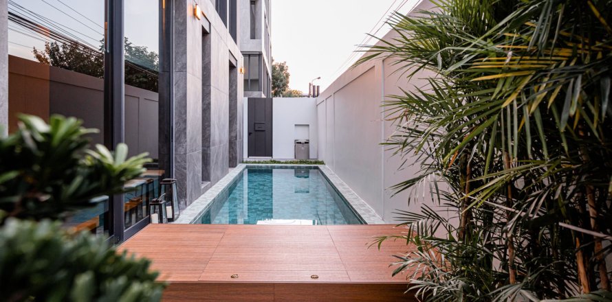 Villa in Prawet, Bangkok, Thailand 5 bedrooms № 156899