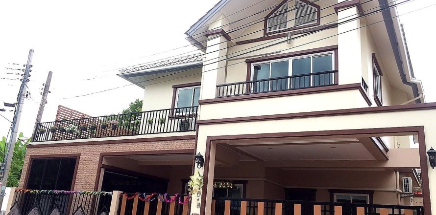 Maison à Taling Chan, Bangkok, Thaïlande 4 chambres № 173172