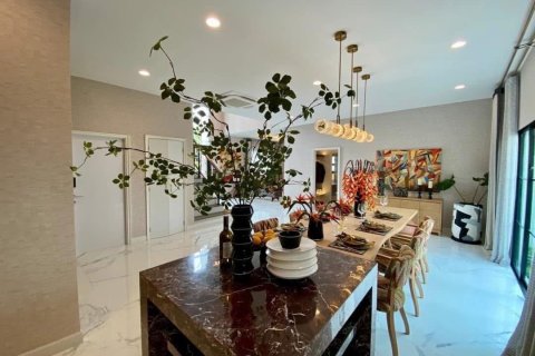 Maison à Bangkok, Thaïlande 4 chambres № 173171 - photo 4