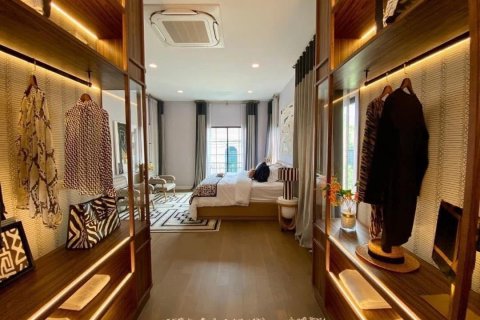 Maison à Bangkok, Thaïlande 4 chambres № 173171 - photo 8