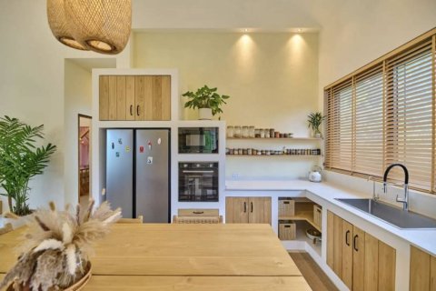 Вилла в Сураттхани, Таиланд с 3 спальнями  № 157832 - фото 7